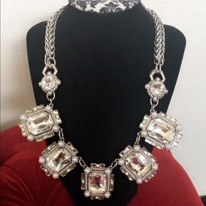 Statement necklace